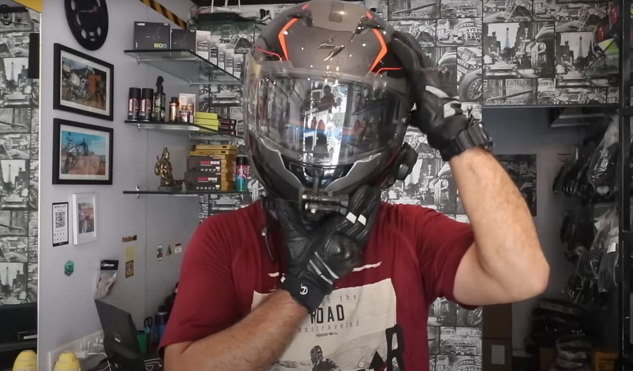 How to Wear Bike Helmet? SantaMonicaBikeShare